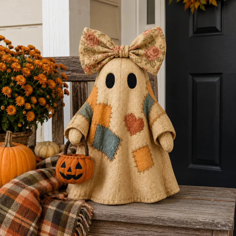 Add a touch of whimsical nostalgia to your home and create a warm, cozy atmosphere! 🎃✨🍂